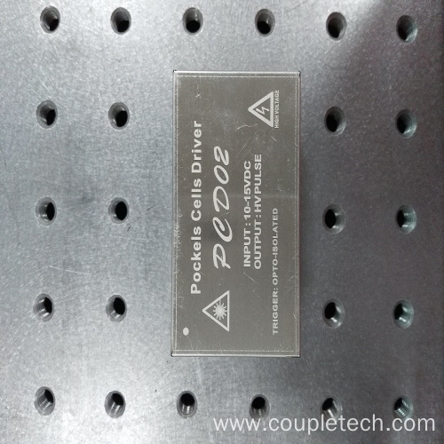 पॉकेल्स सेल ड्रायव्हर लेझर सिस्टम कार्यप्रदर्शन कसे ऑप्टिमाइझ करतो?